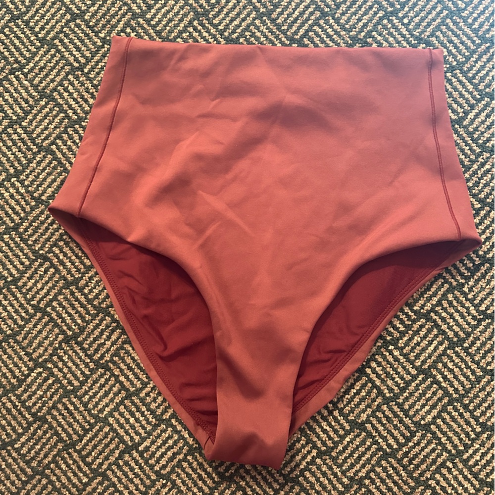 Left on Friday Hi Tide Bottoms
